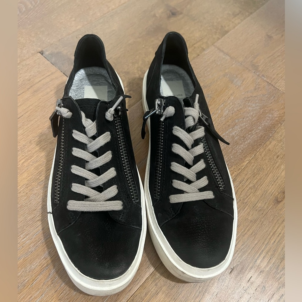 Dolce Vita Black/gray sneakers size 8 NWOT